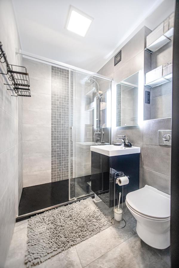 Charming Apt Next To Lazienki Park And City Center Варшава Екстериор снимка
